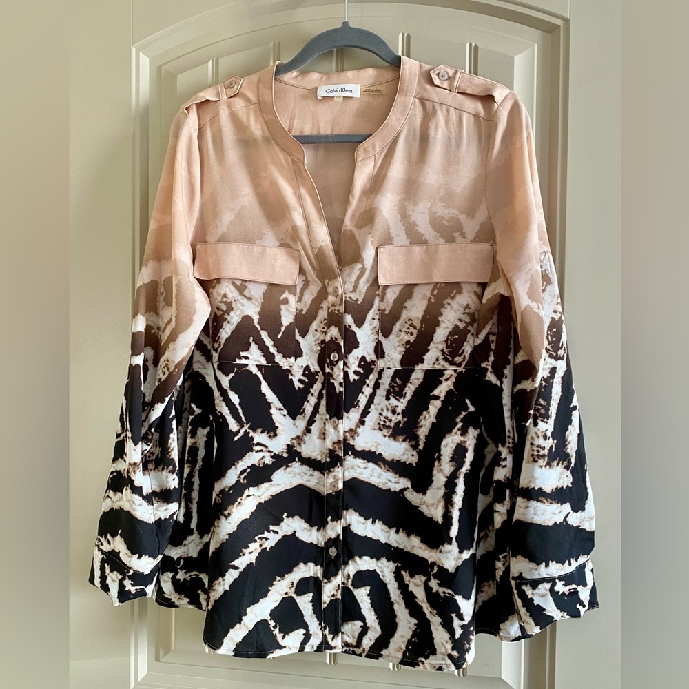 Calvin Klein Printed Long Sleeve Button Down Shirt with Front Flap Pockets